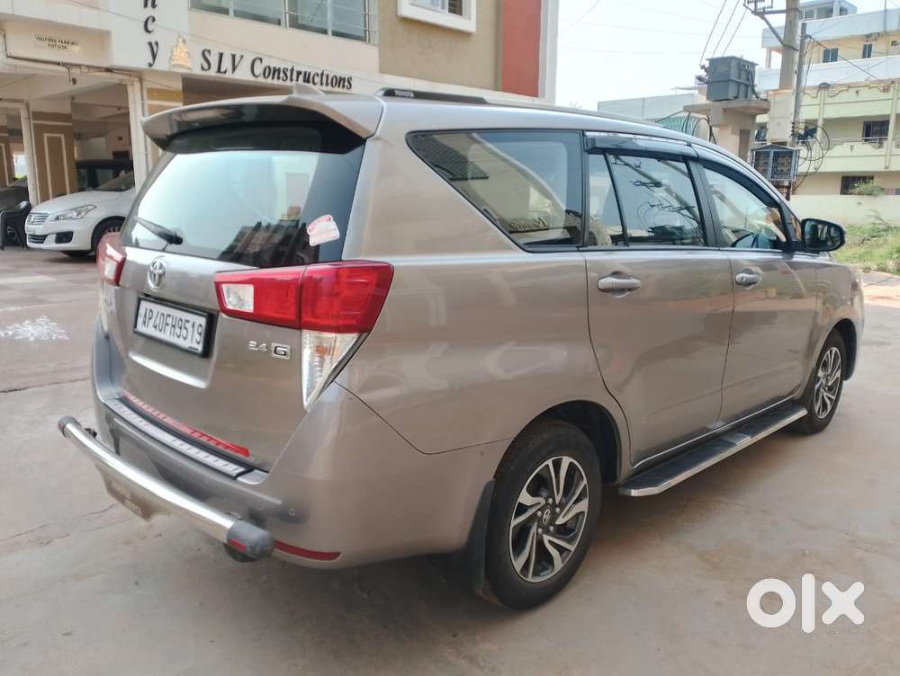 Toyota Innova Crysta 2.4 G Plus Mt 7 Str, 2021, Diesel