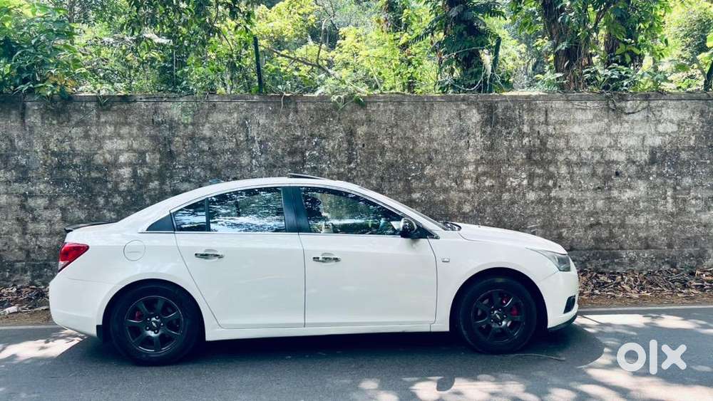 Chevrolet Cruze 2011 Diesel Automatic