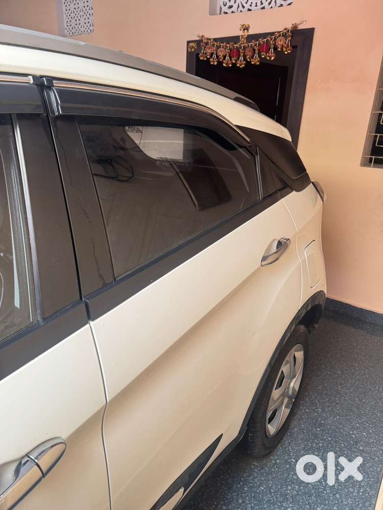 Tata Nexon 2023 Petrol Well Maintained(price Negotiable)