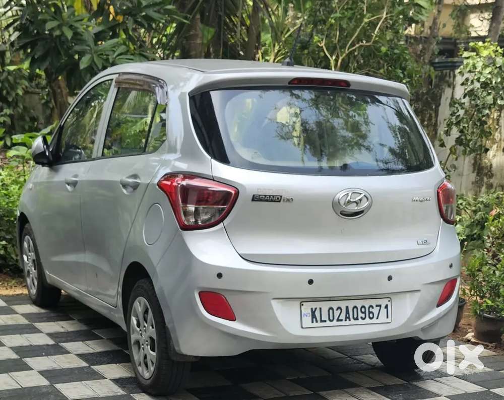 Hyundai Grand I10 2014 Reg.petrol 69495 Km Driven Well Maintained