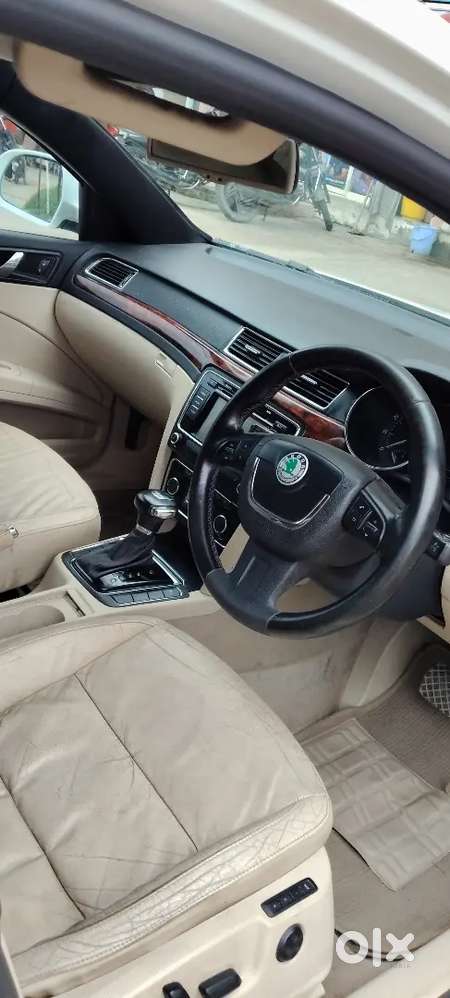 Skoda Superb 2012 Automatic