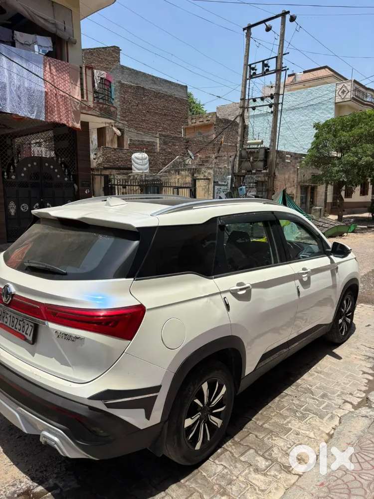 Addition White Wrap On Car