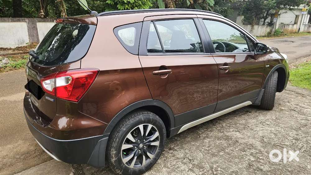 Maruti Suzuki S-cross 2017 Diesel Well Maintained