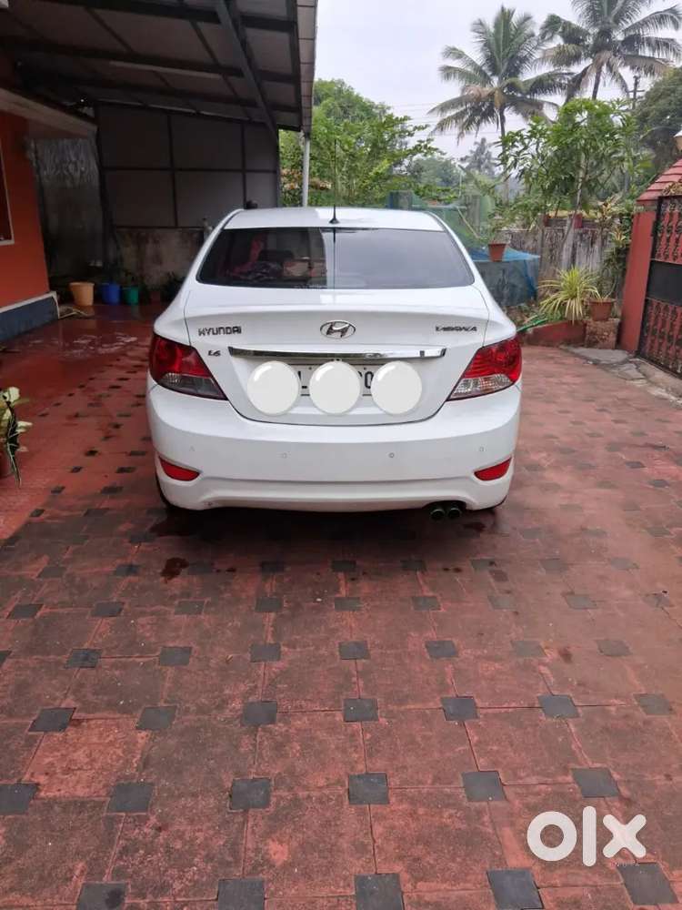 Hyundai Verna 2012 Diesel 154200 Km Driven