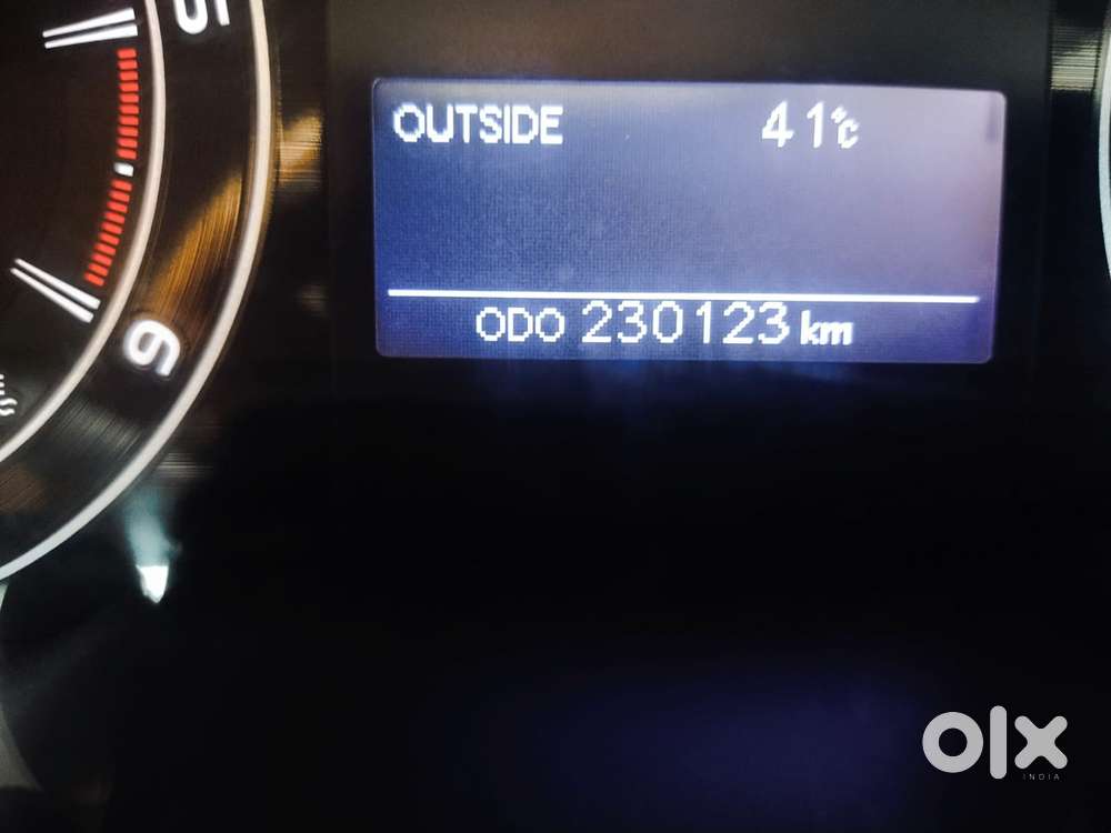 Toyota Innova Crysta 2.8 Gx Automatic 7 Str, 2017, Diesel