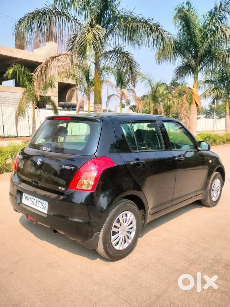 Maruti Suzuki Swift Vxi, 2010, Petrol
