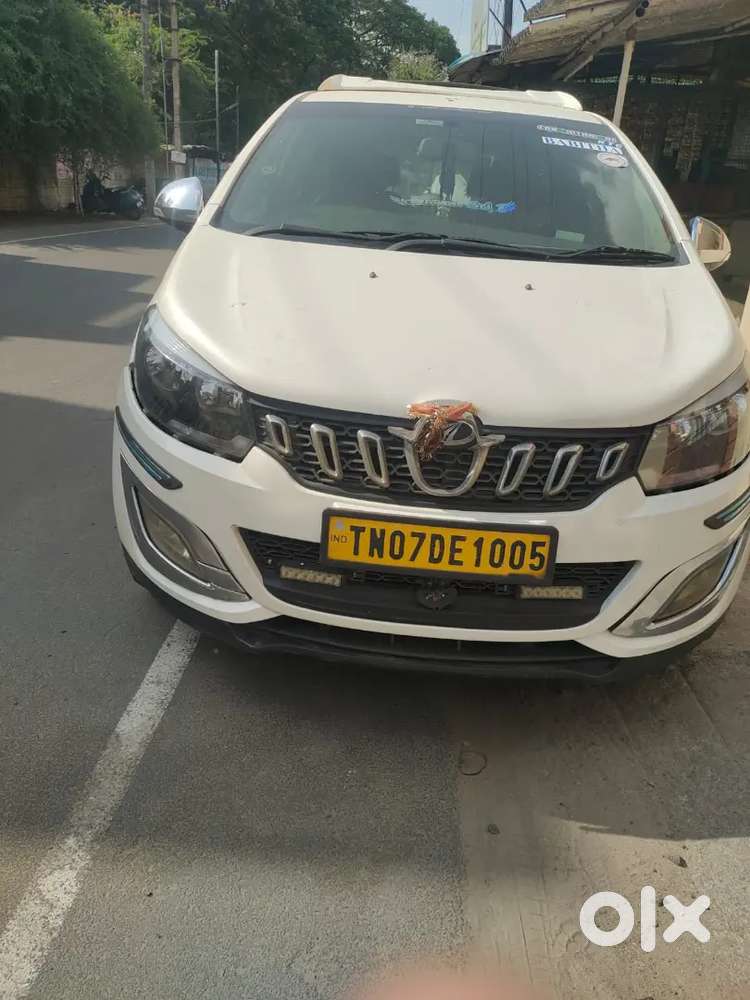 Mahindra Marazzo Diesel Manual 2023 Car
