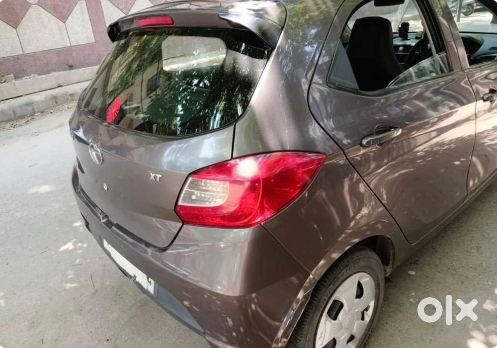 Tata Tiago Xt Rhythm 2018 (21k Kms Driven,brown) Is Pristine Condition