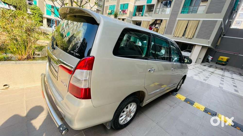 Toyota Innova 2014 Diesel Well Maintained