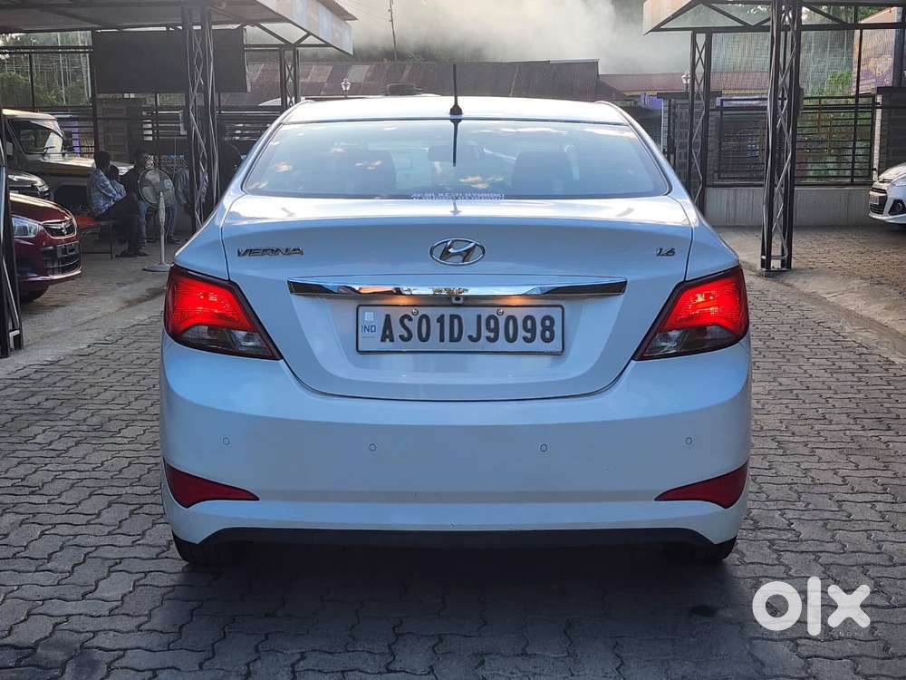 Hyundai Verna 1.6 S (o) Vtvt, 2017, Petrol
