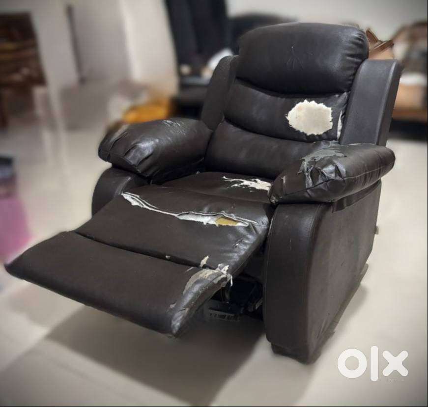 Used Recliner Chair – Comfortable Functional,upholstery needs