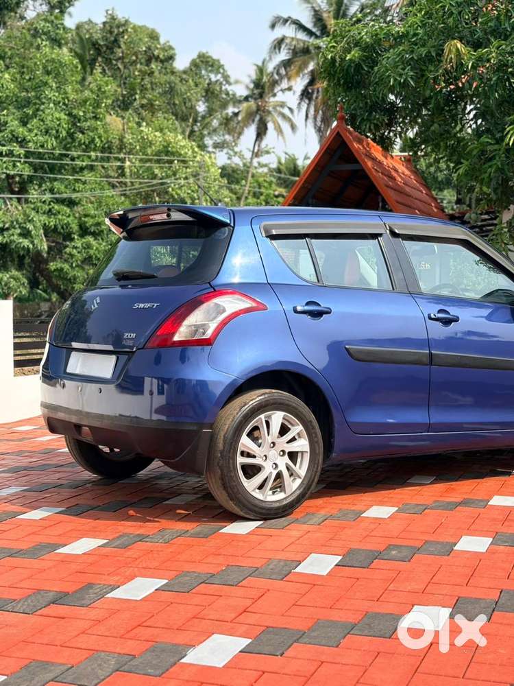 Maruti Suzuki Swift Zdi Plus, 2013, Diesel