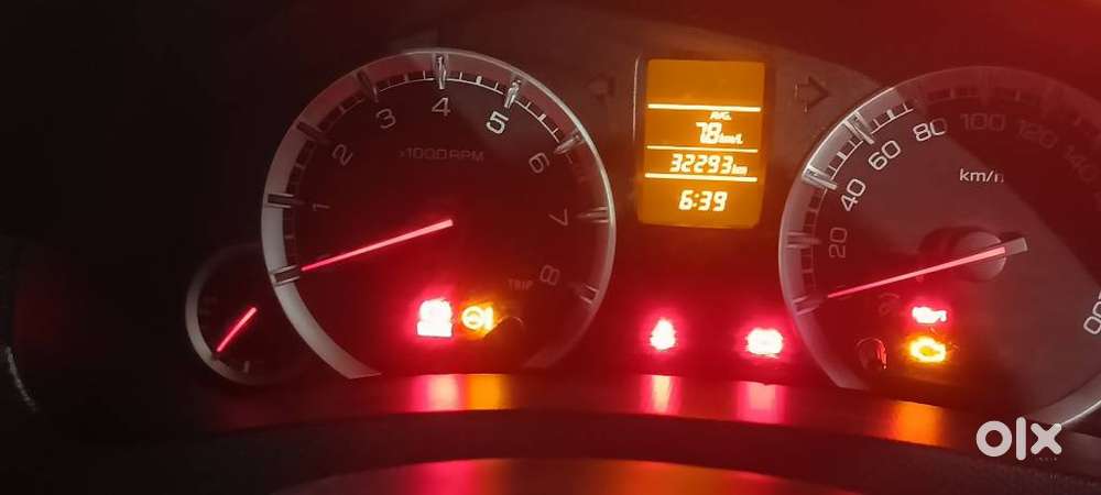 Maruti Suzuki Swift Dzire 1.2 Vxi Bsiv, 2014, Petrol