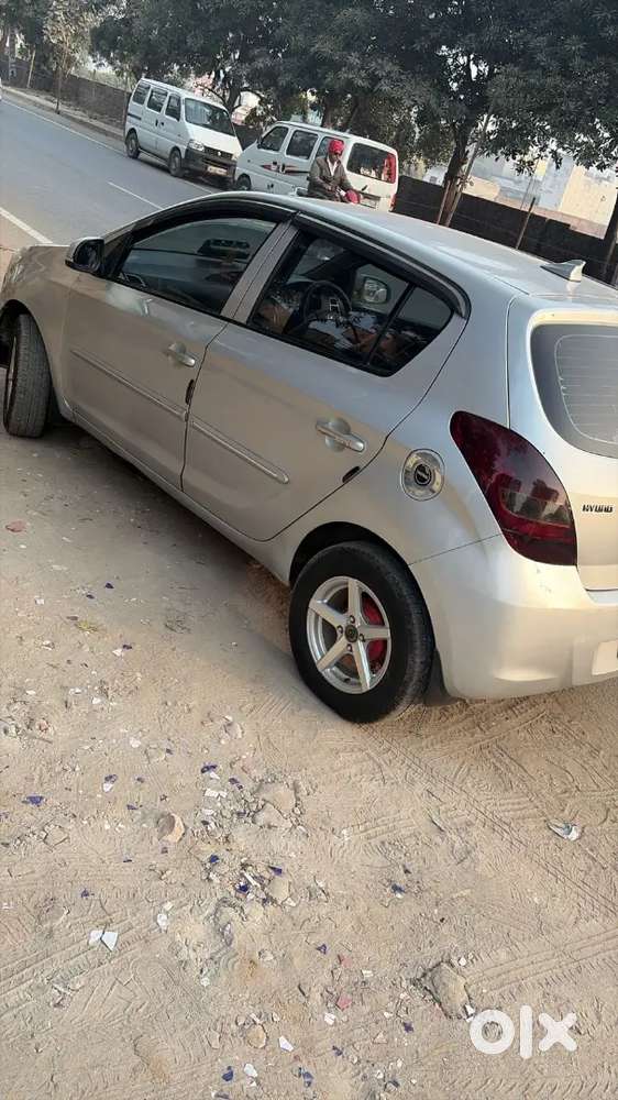 Hyundai I20 Sportz 2011