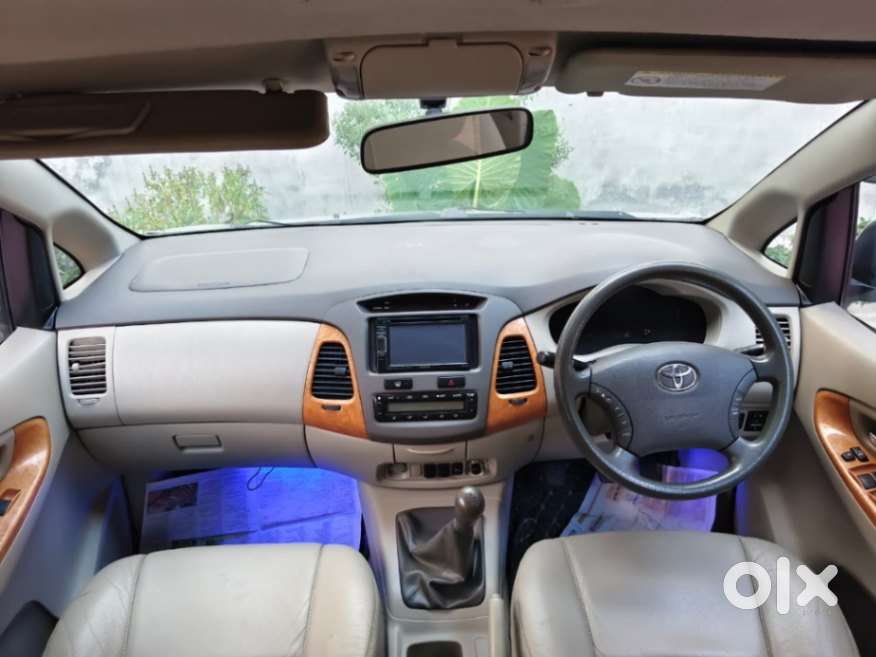 Toyota Innova 2.5 Vx 8 Str, 2011, Diesel