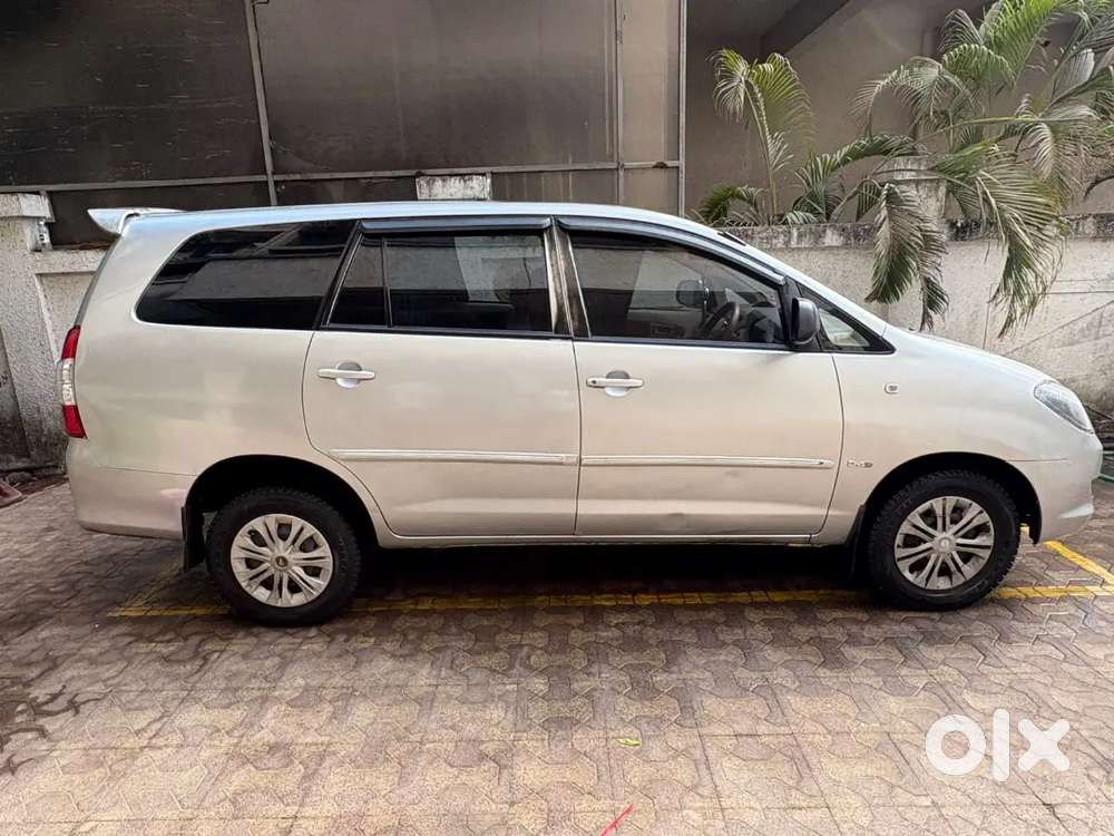 Model Innova 2006 Mint Condition