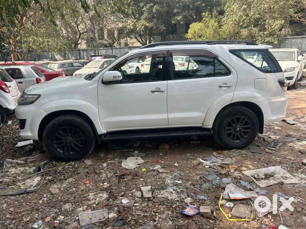 Toyota Fortuner 3.0 4x4 Manual, 2015, Diesel
