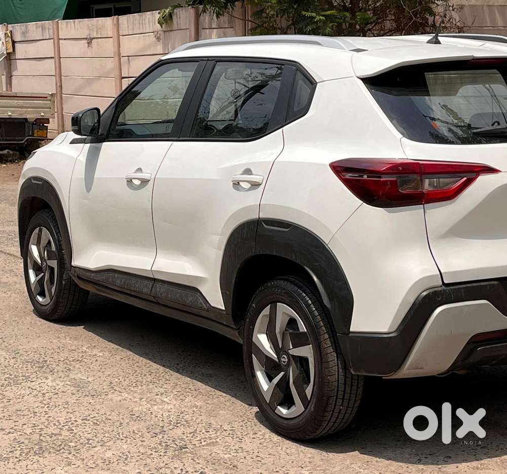 Nissan Magnite 1.0 Xv, 2022, Petrol