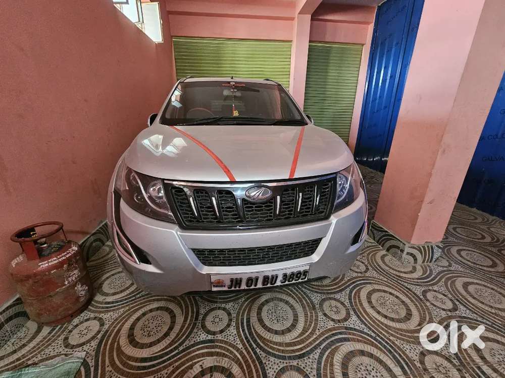 Mahindra Xuv500 2015 Diesel 68000 Km Driven