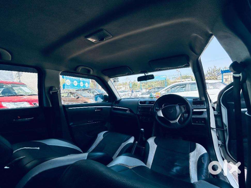 Maruti Suzuki Swift Vxi + Manual, 2016, Petrol