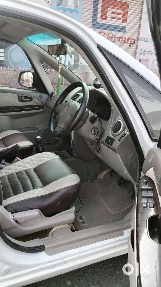 Maruti Suzuki Sx4 2012