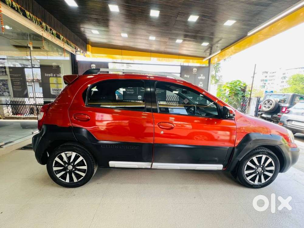 Toyota Etios Cross 1.5l V, 2014, Petrol