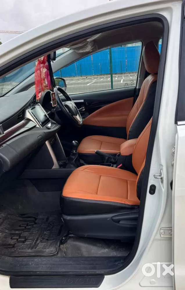 Toyota Innova Crysta [2020-ongoing] 2.4 Vx 8 Str, 2021, Diesel