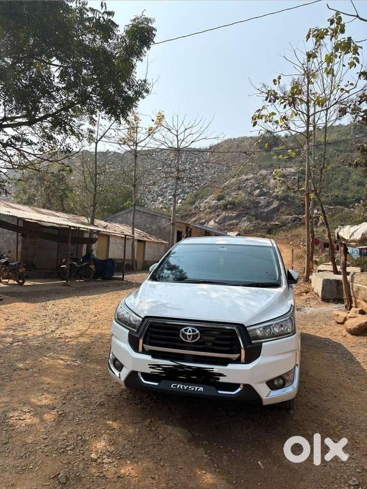 Toyota Innova Crysta 2020 Diesel 176000 Km Driven