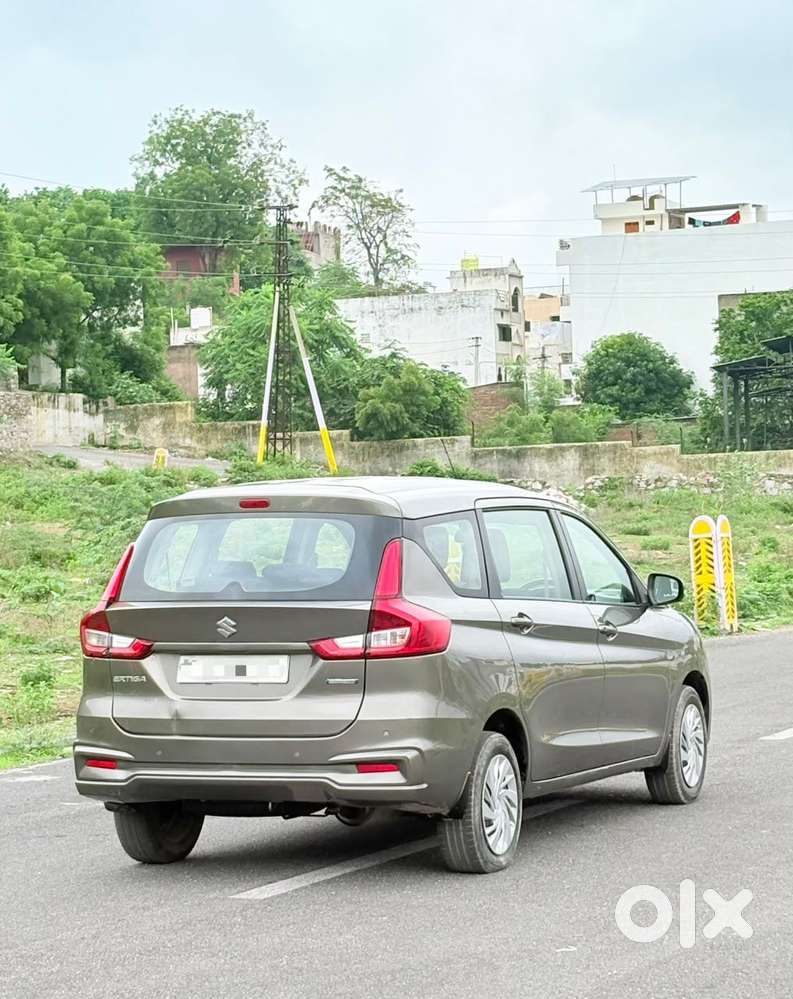Maruti Suzuki Ertiga 1.5 Vxi, 2021, Petrol