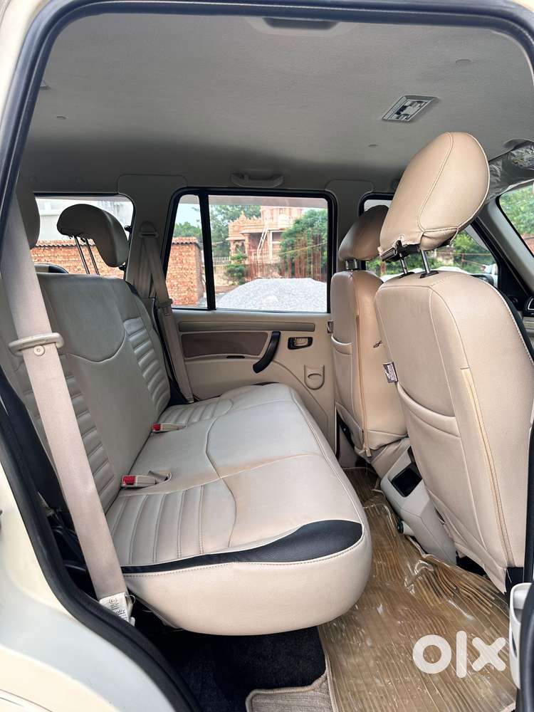 Mahindra Scorpio S6 Plus, 2016, Diesel