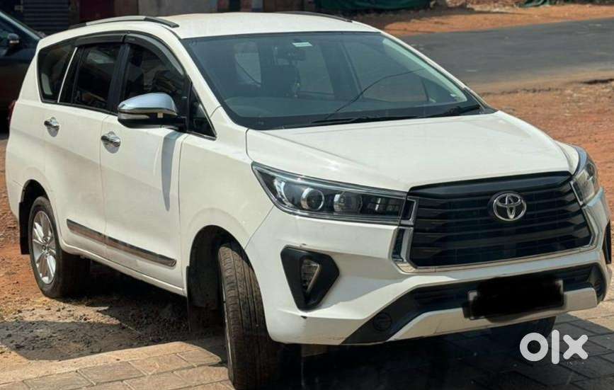 Toyota Innova Crysta 2.4 Gx Mt, 2017, Diesel