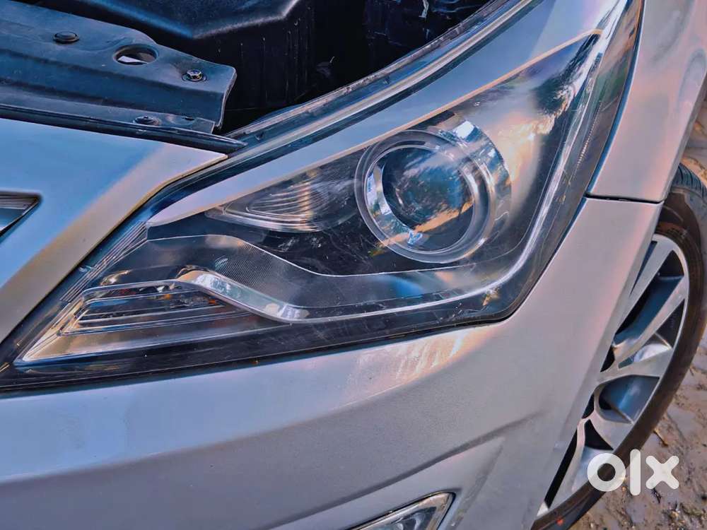 Hyundai Verna 1.6  Top Model ,push Start