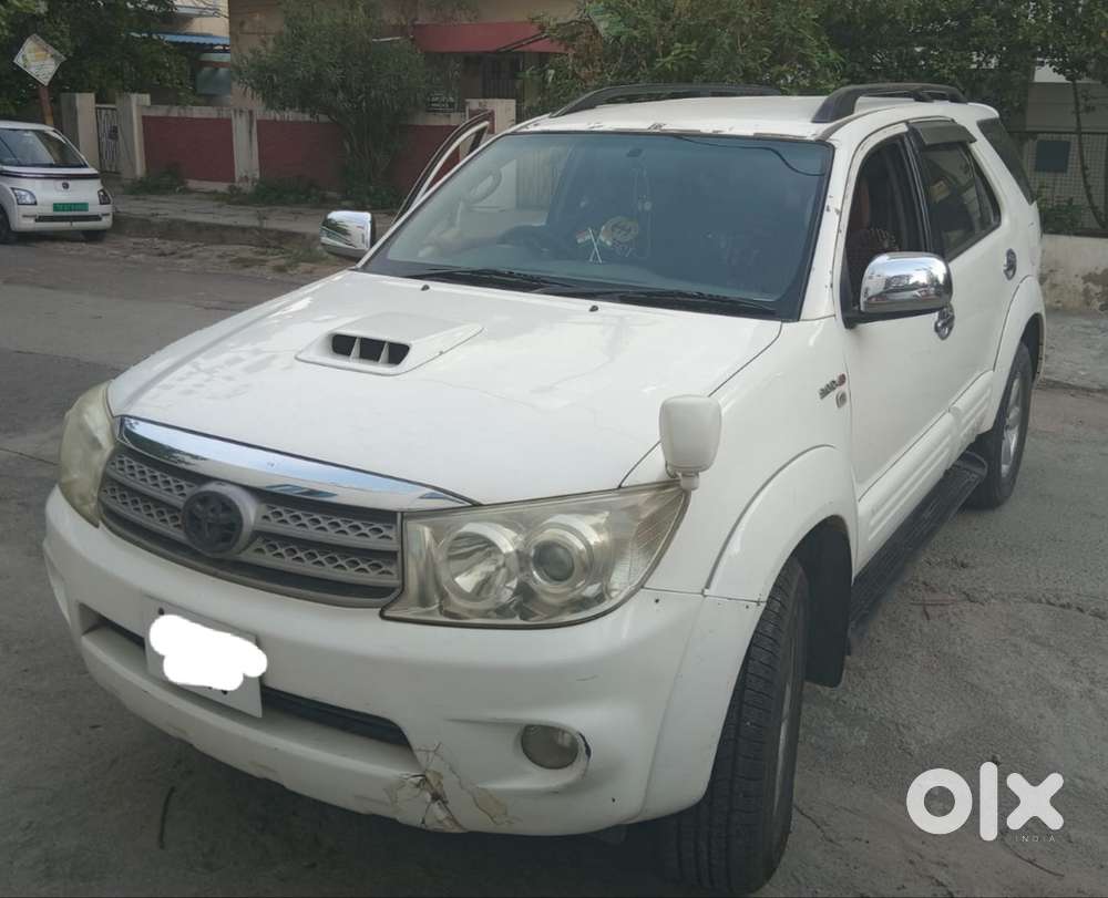Toyota Fortuner 3.0 4x4 Manual, 2010, Diesel