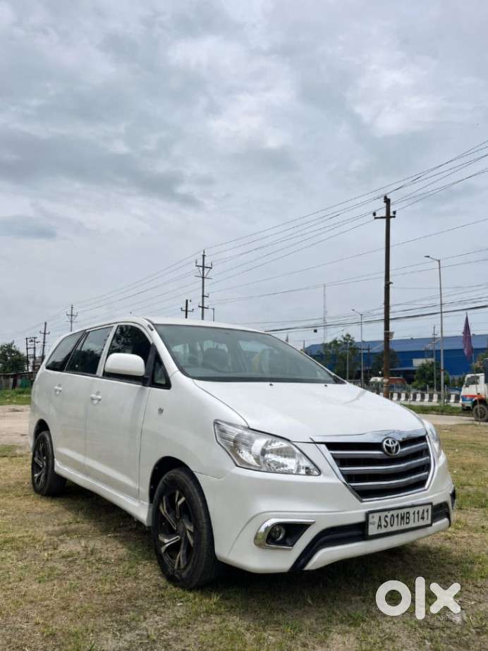 Toyota Innova 2.5 G (diesel) 8 Seater, 2012, Diesel
