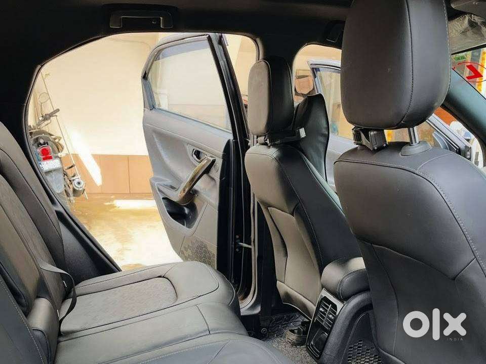 Tata Nexon Xz+(o) Dark Edition