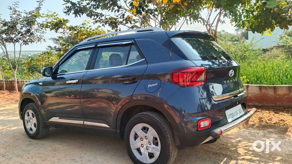 Hyundai Venue S Mt 1.2 Kappa, 2022, Petrol