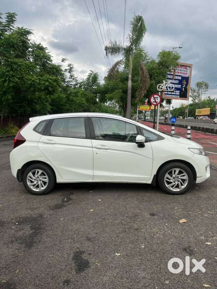 Honda Jazz V Automatic, 2016, Petrol