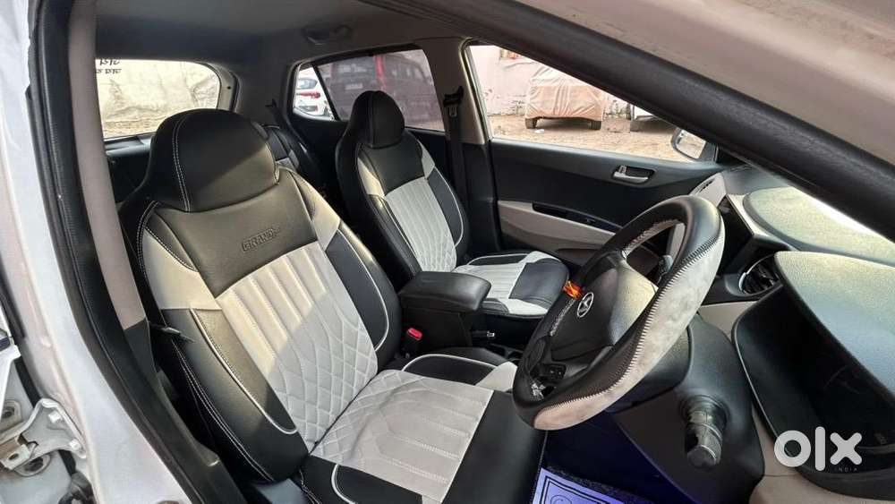 Hyundai Grand I10 Sportz  (push Button Start)