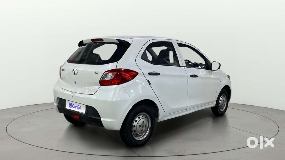 Tata Tiago 1.2 Revotron Xm, 2018, Petrol