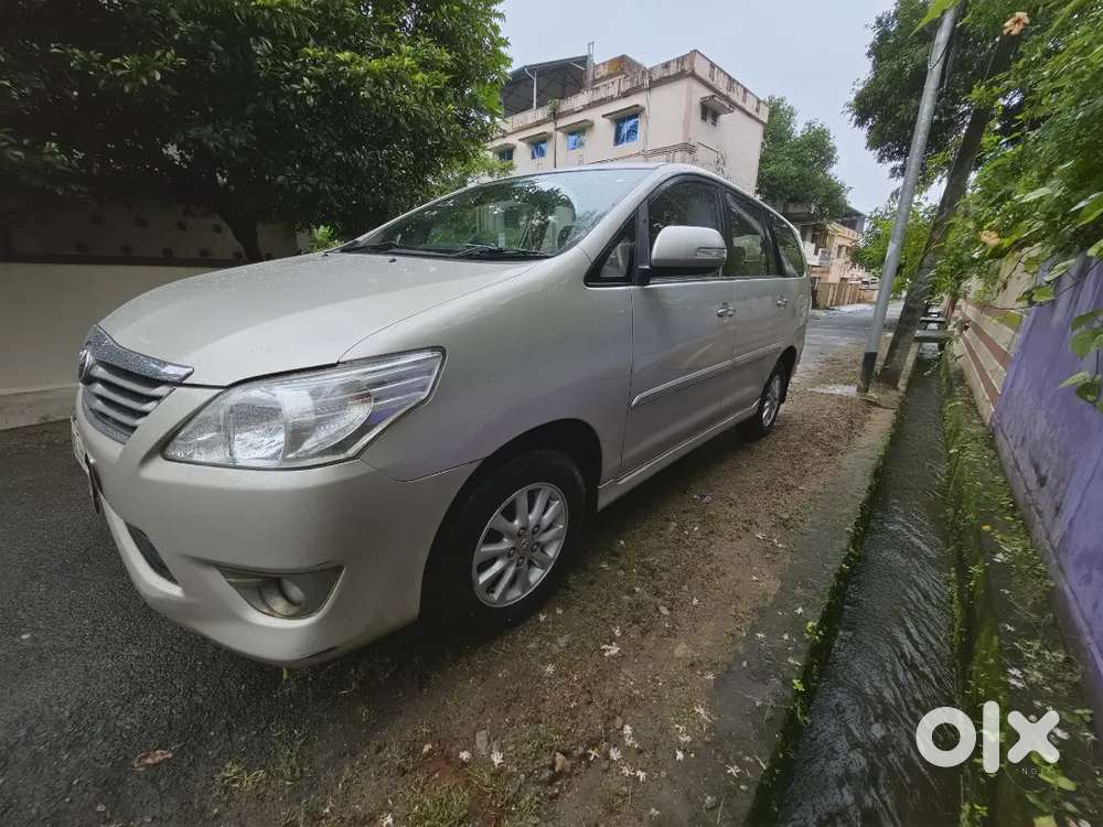 Toyota Innova 2.5 Diesel 2012