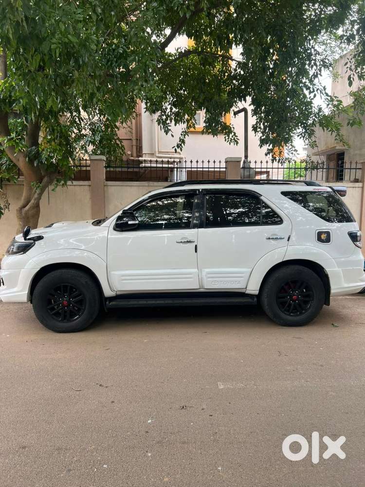Toyota Fortuner Diesel 2014