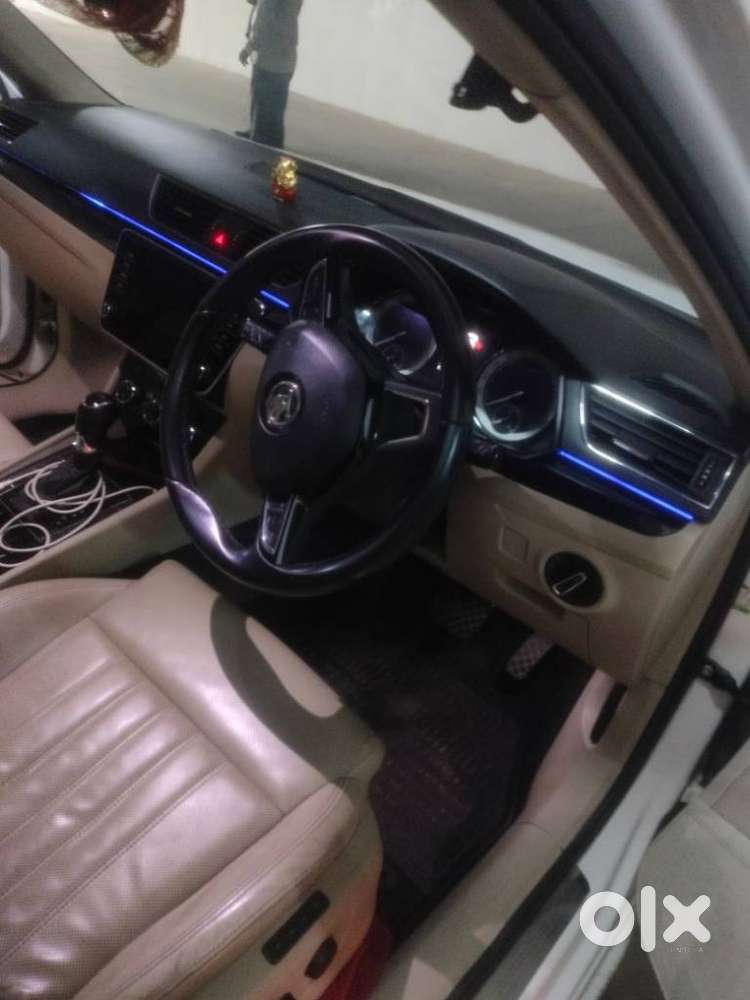 Skoda Superb 2.0 L&k Tsi At, 2018, Petrol