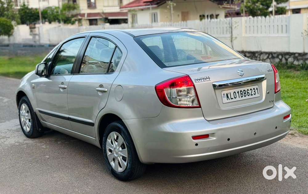 Maruti Suzuki Sx4 2007-2012 Vxi Bsiv, 2011, Petrol
