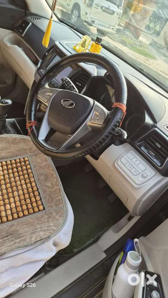 Xuv300 Top Modal Good And Wall Mantan And Sunroof Abhlable