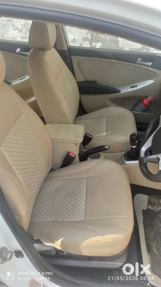 Hyundai Verna 2011