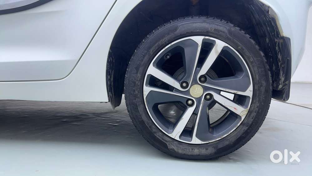 Tata Altroz 1.2 Xz Plus I-turbo, 2022, Petrol