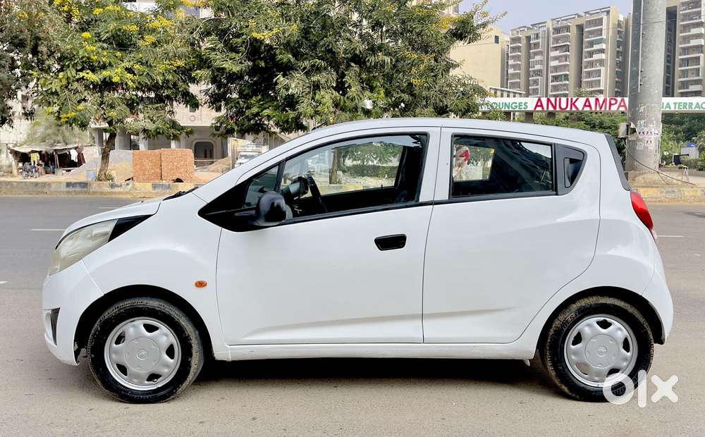 Chevrolet Beat, 2013, Petrol