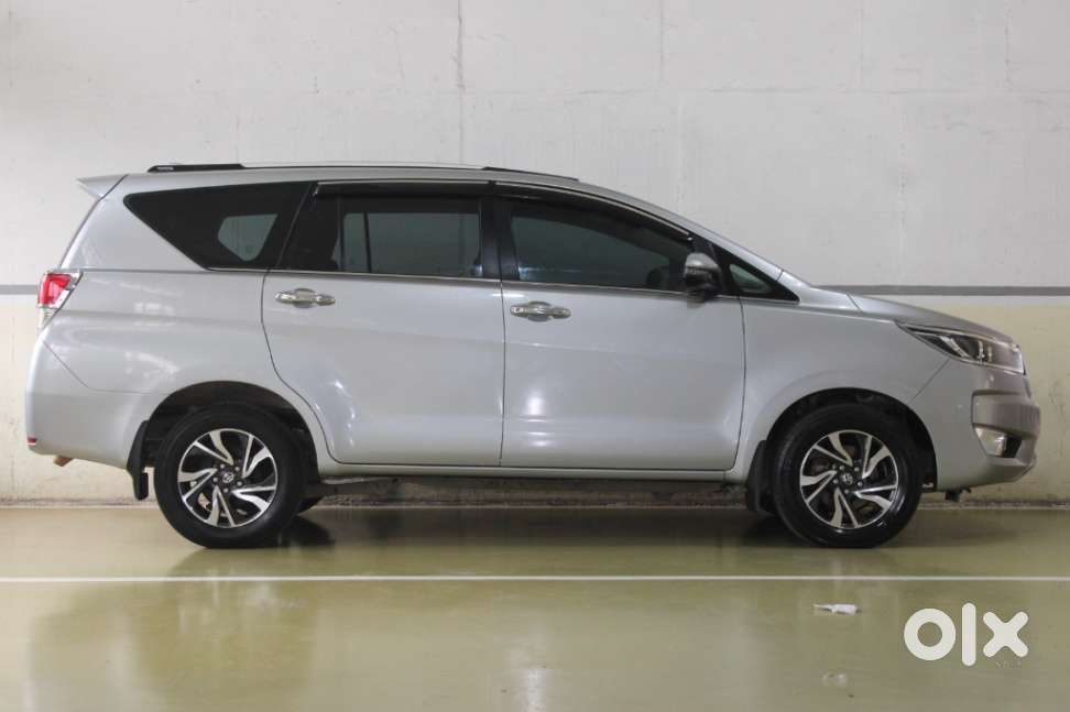 Toyota Innova Crysta 2.4 V, 2023, Diesel