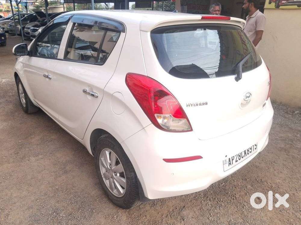 Hyundai I20 Asta 1.4 At Vtvt, 2013, Petrol