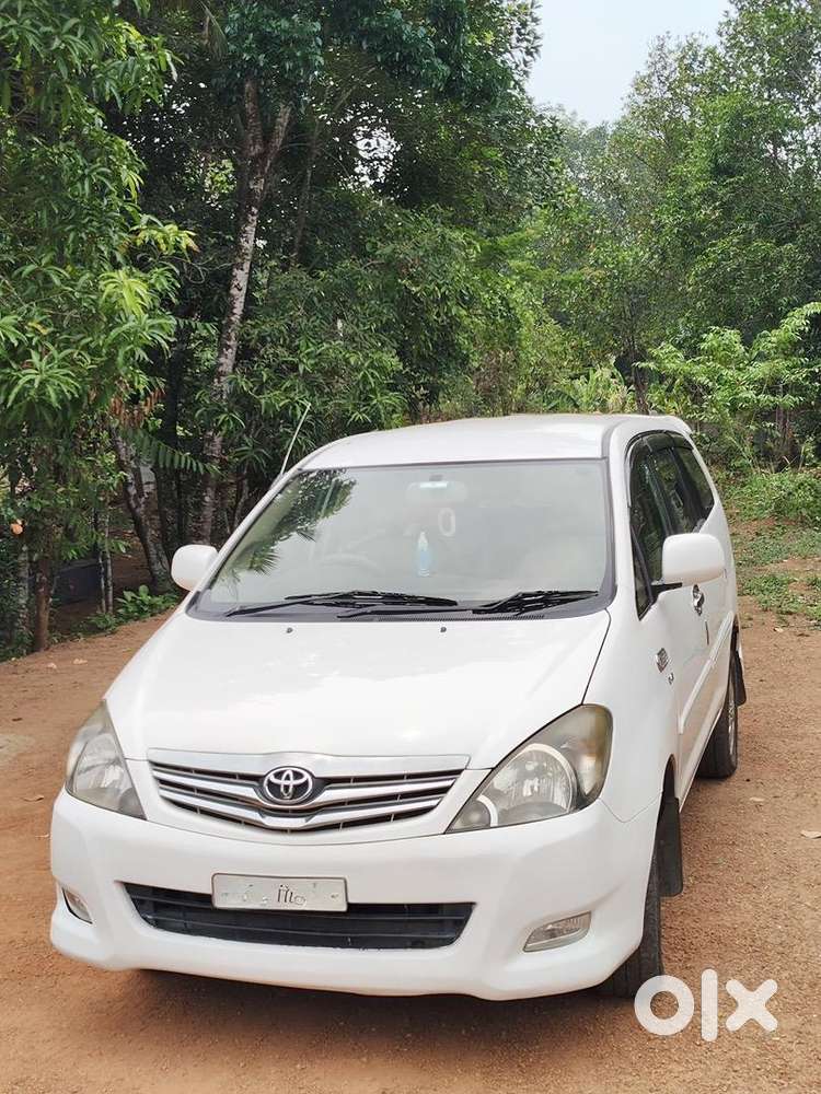 Toyota Innova 2008 Diesel Well Maintained